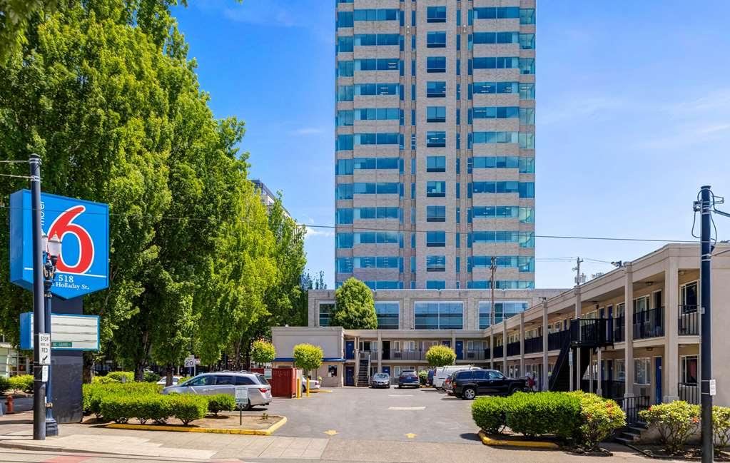 Motel 6 Portland Downtown - Convention Center Εξωτερικό φωτογραφία